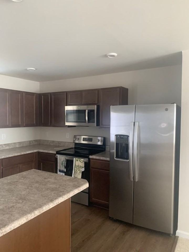 567 Eden Hall Rd - Photo 2 of 17