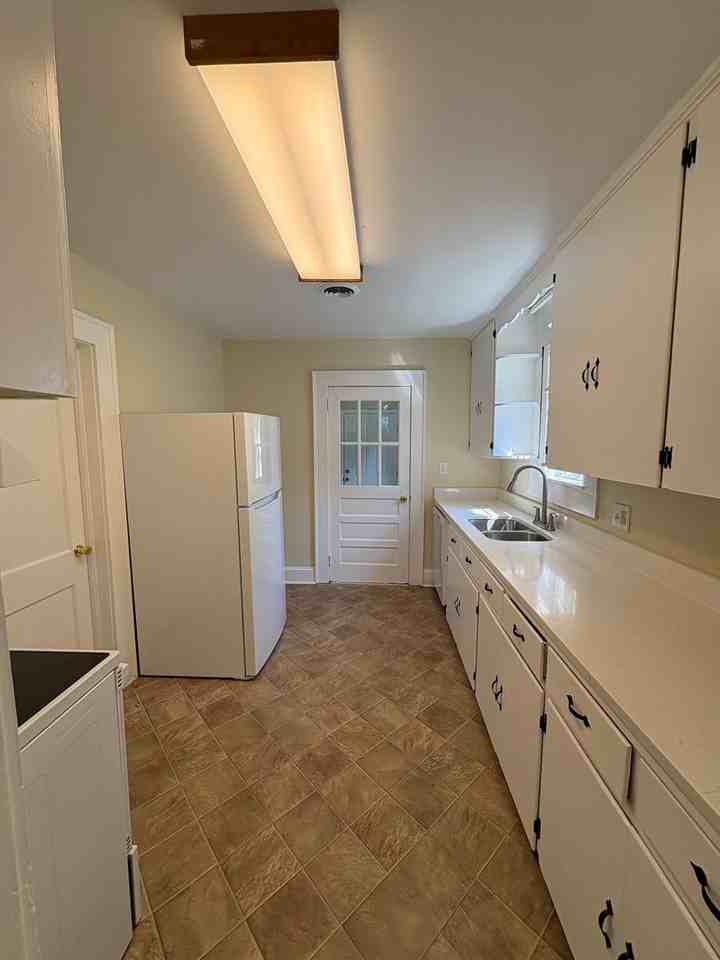508 National Ave - Photo 7 of 16