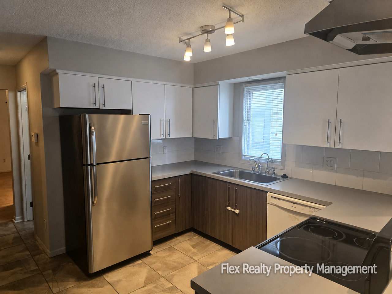 5809 Ryewyck Dr - Photo 4 of 17