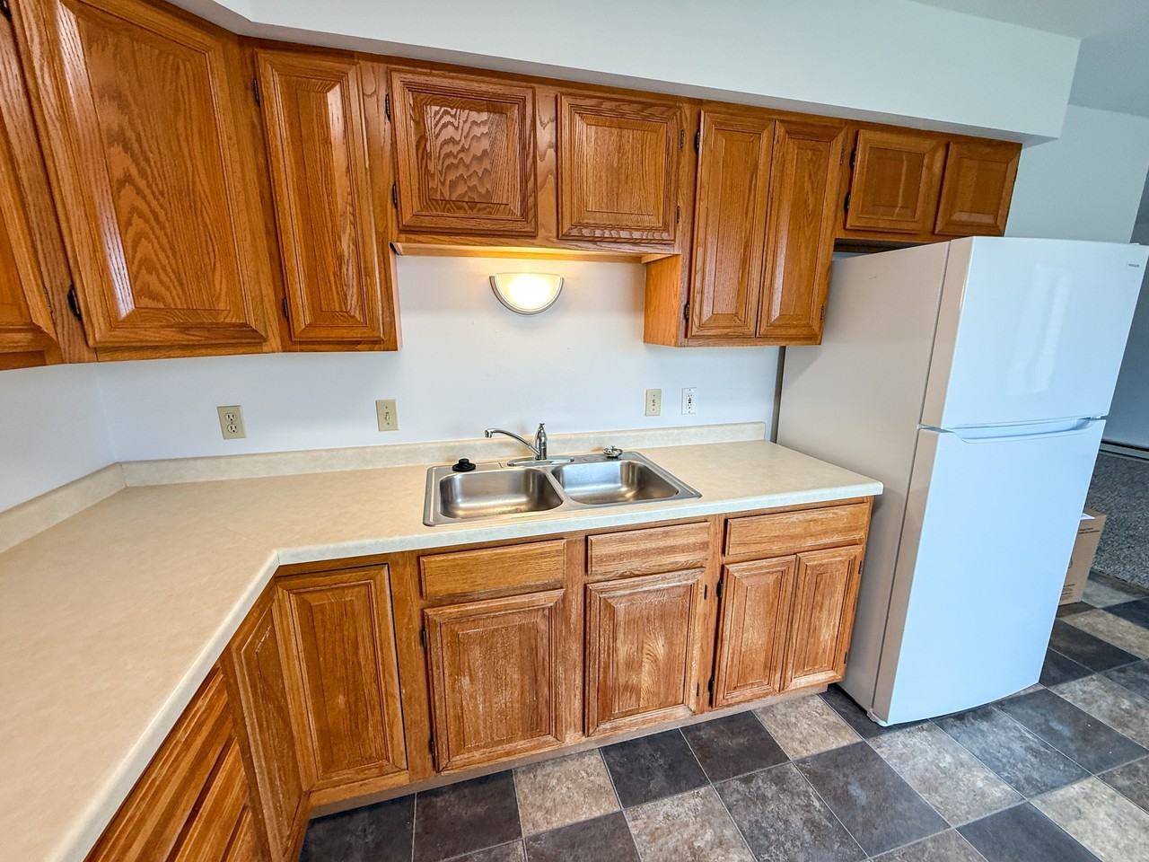 210 Howard St #1 - Photo 4 of 22
