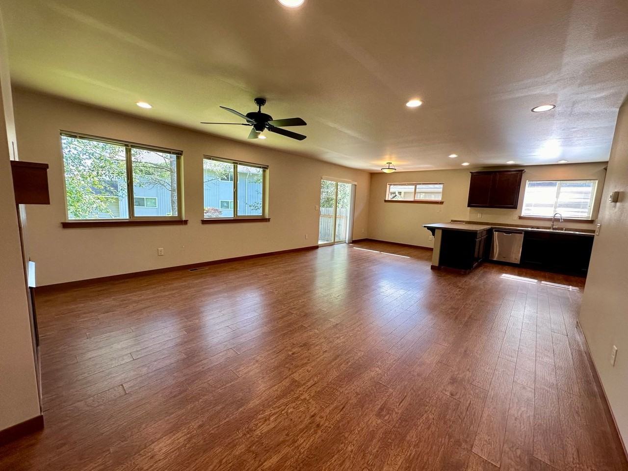 5831 Pioneer Ridge Pl - Photo 5 of 24