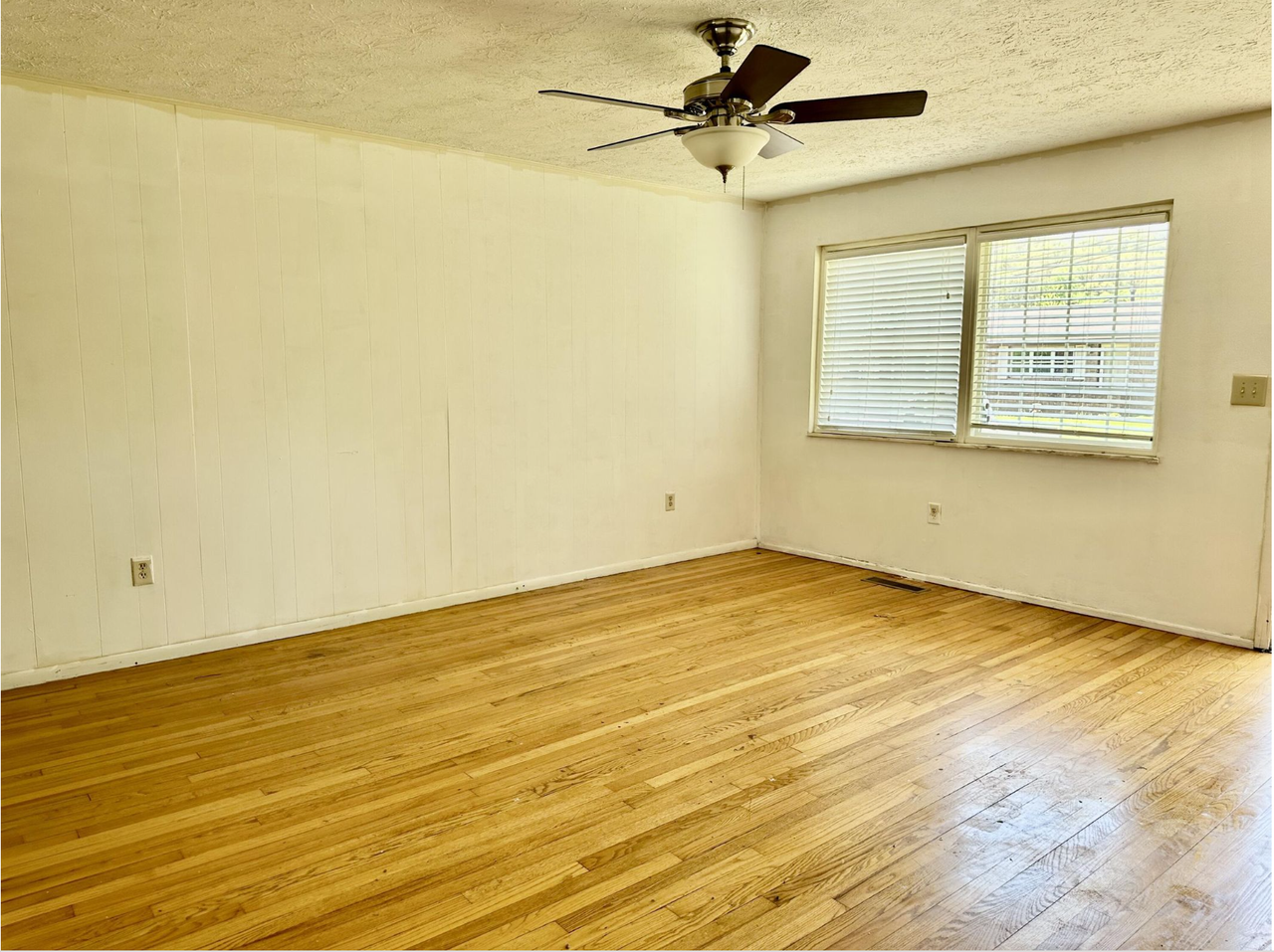 722 Short St #1 - Photo 3 of 18