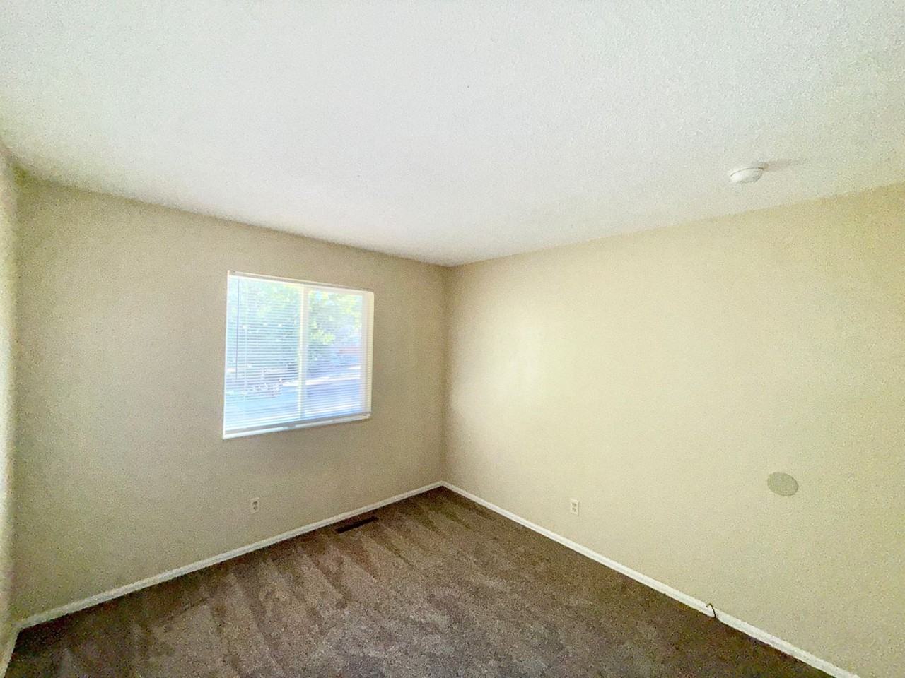 2945 Del Rey Plz - Photo 6 of 14