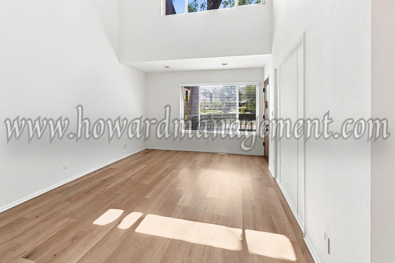 4605 Maytime Ln - Photo 2 of 20