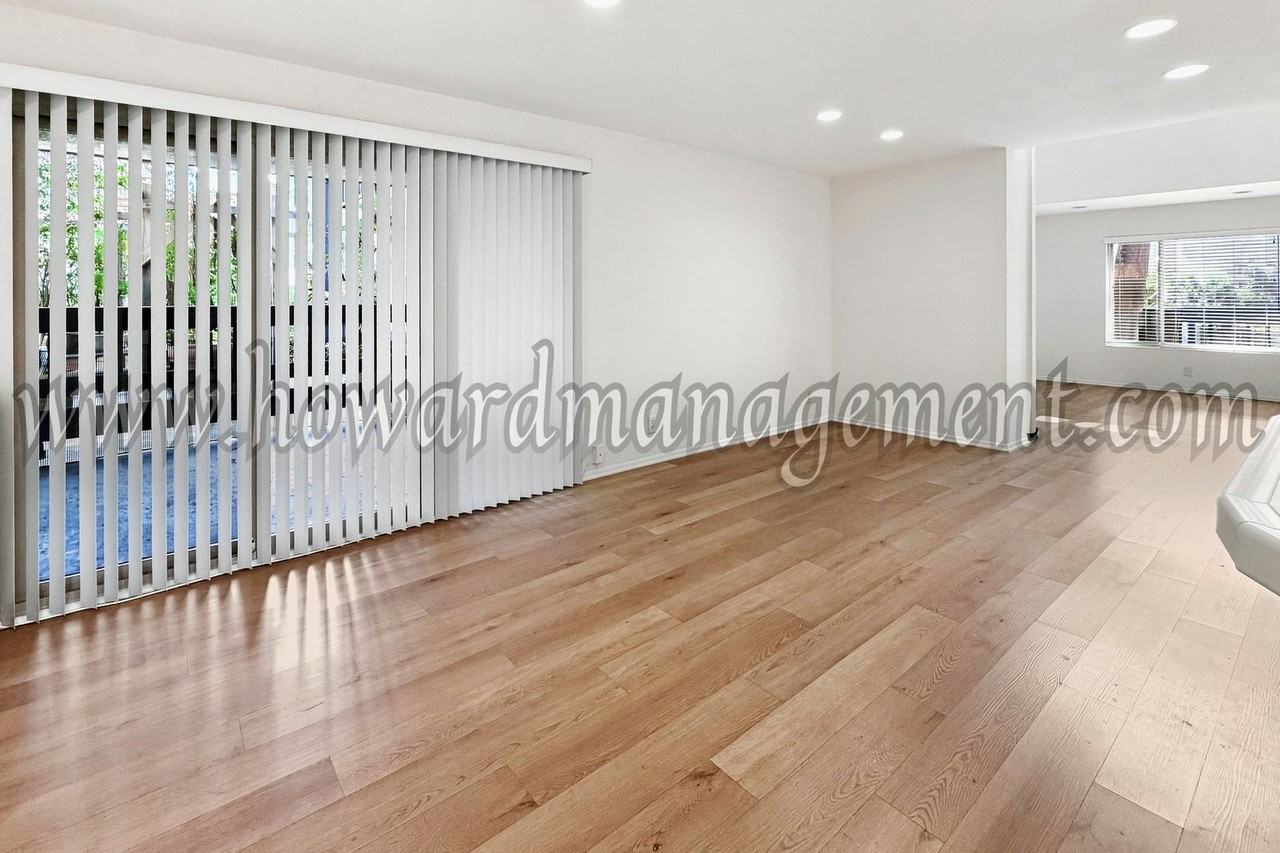 4605 Maytime Ln - Photo 4 of 20