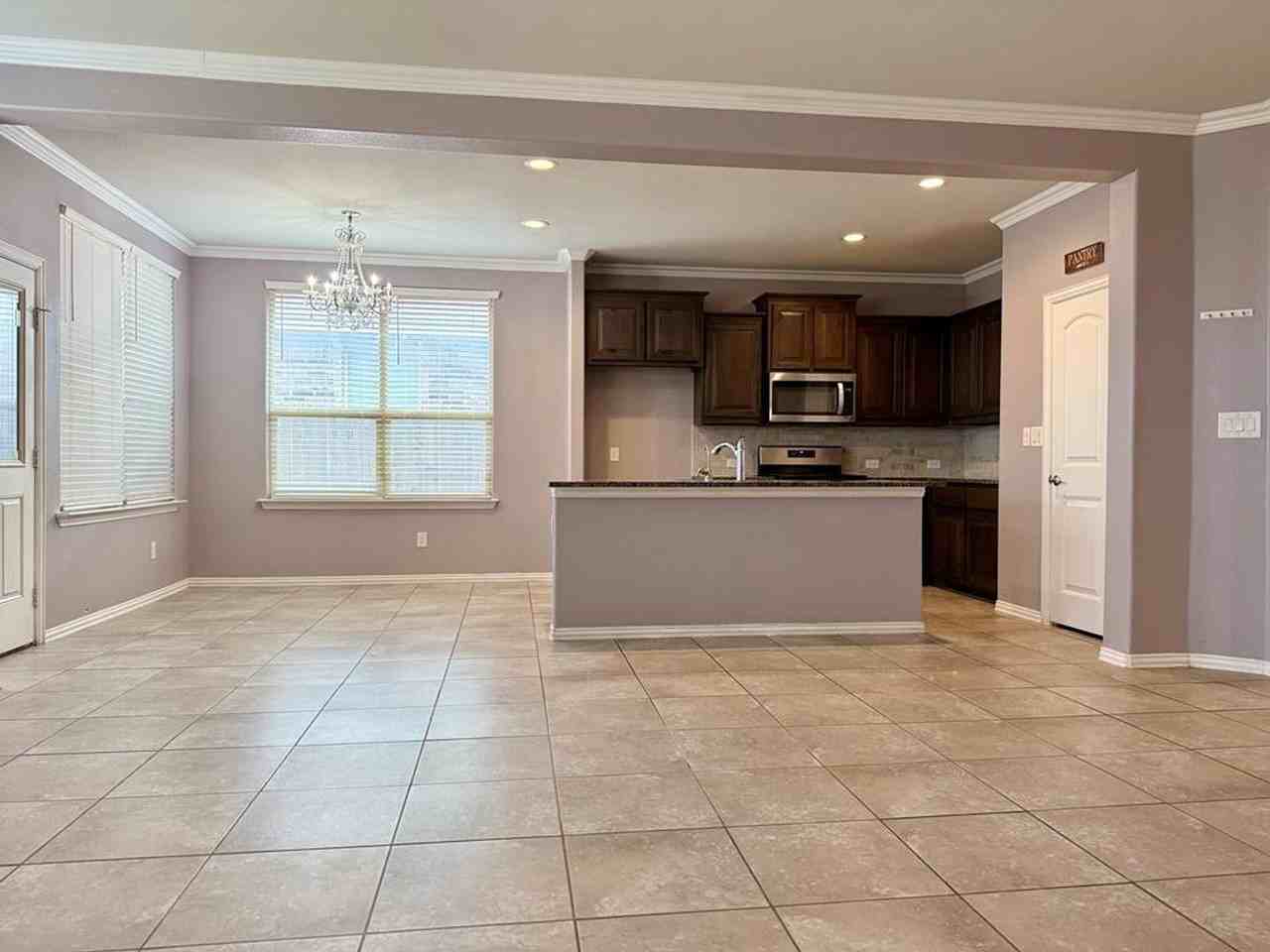 6807 Jamestown St - Photo 6 of 24