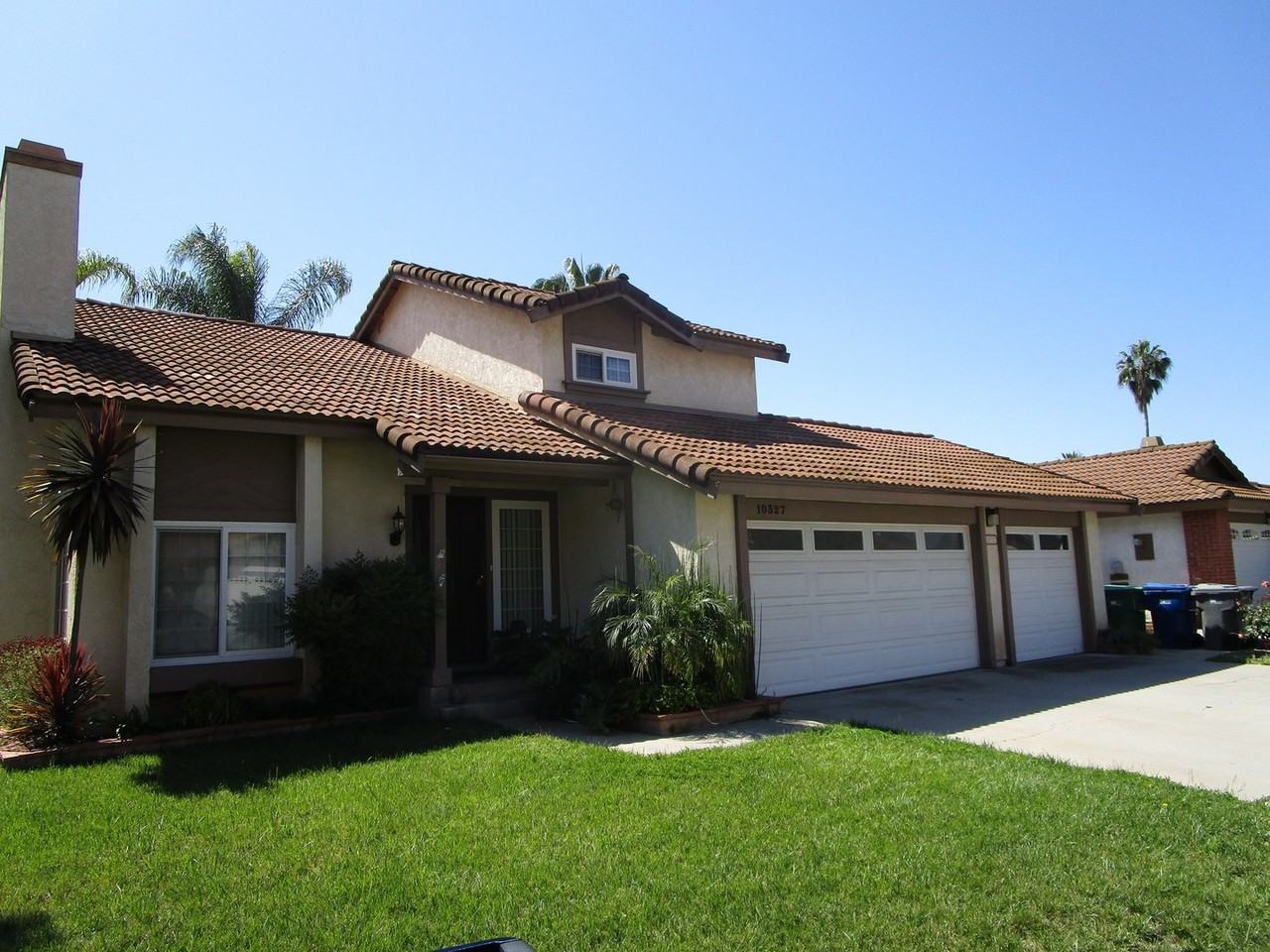 10327 Paseo Park Dr - Photo 2 of 11