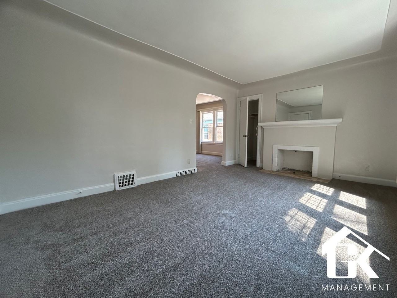 20445 Stratford Rd - Photo 3 of 15