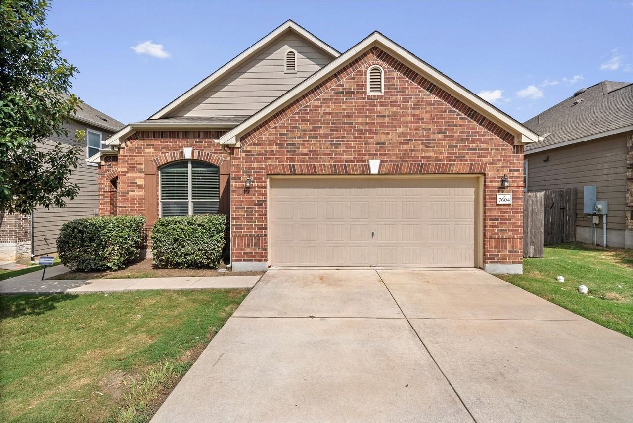 7604 Knockfin Dr - Photo 2 of 31