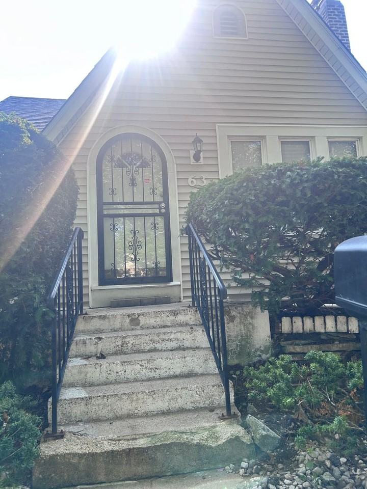 63 N Smith St - Photo 2 of 13