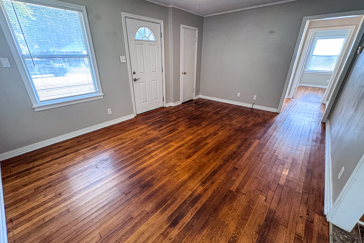 408 Troutt #1 - Photo 5 of 16