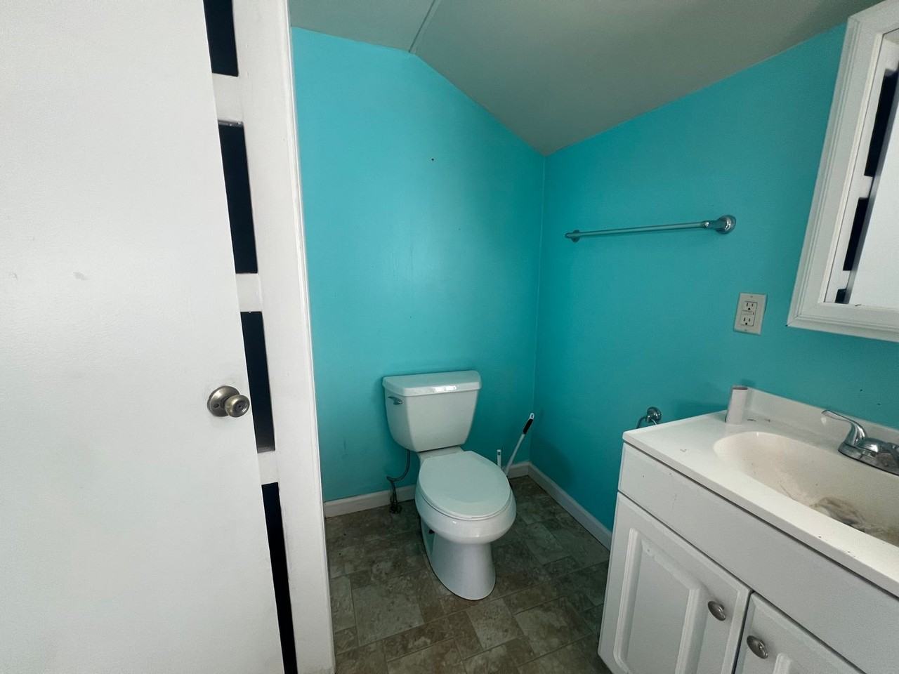 1836 Myrtle St - Photo 7 of 17