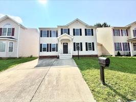 featured image of 6207 Beaufont Hills Ct
