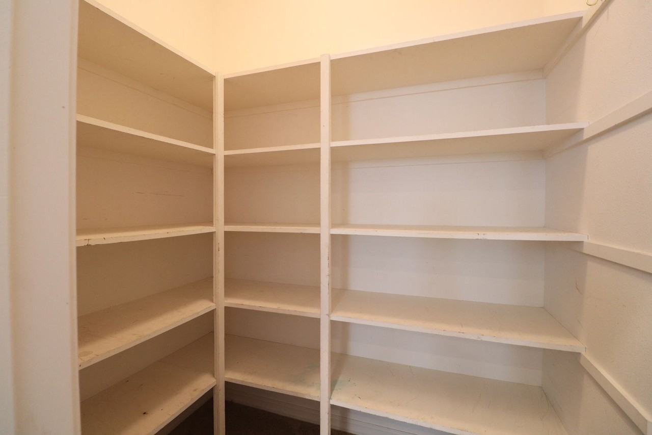 5279 Sycamore Creek Ct - Photo 6 of 21