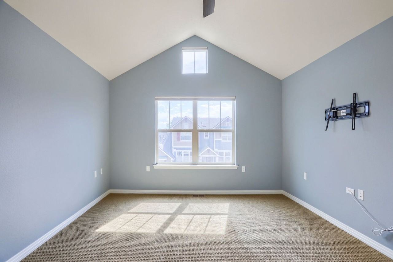 1815 Gallagher Ln - Photo 7 of 29