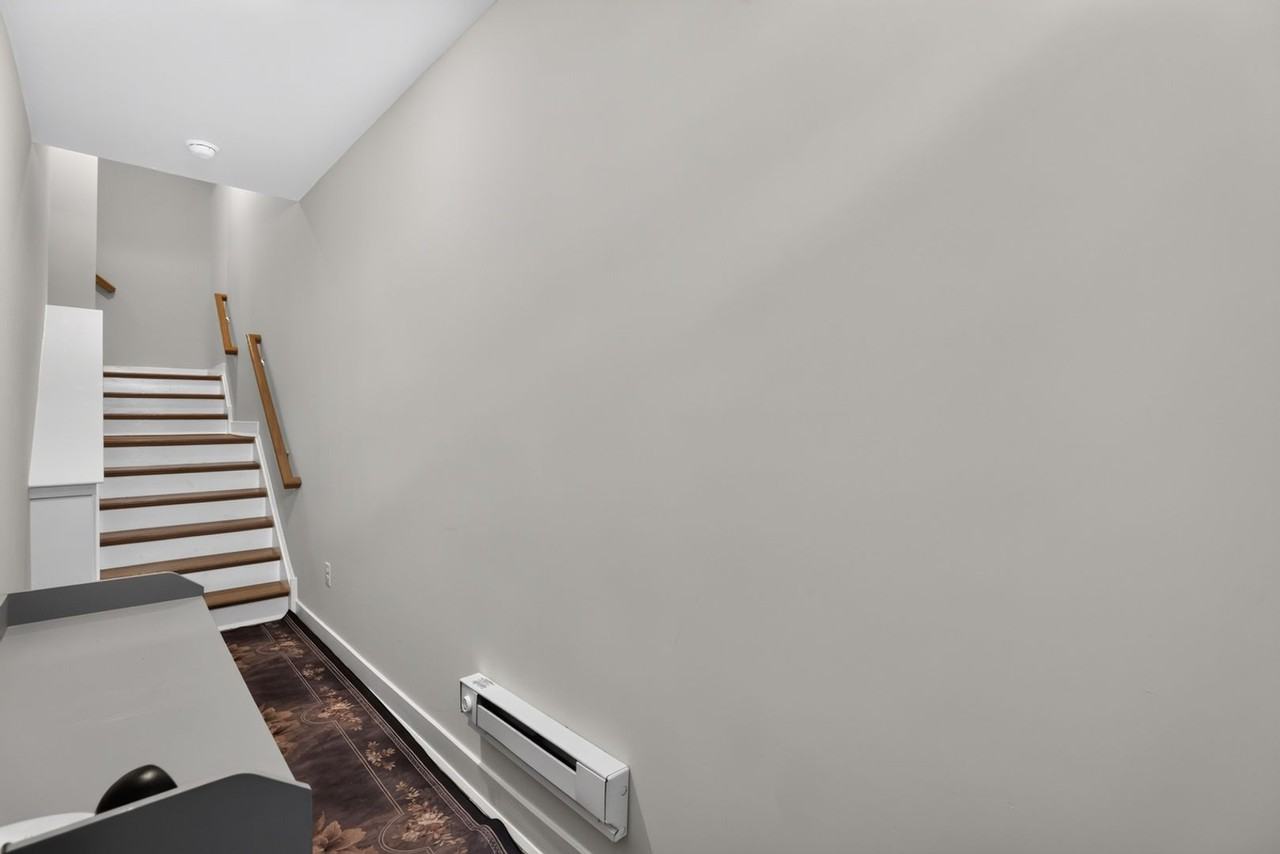 106B King St - Photo 4 of 34