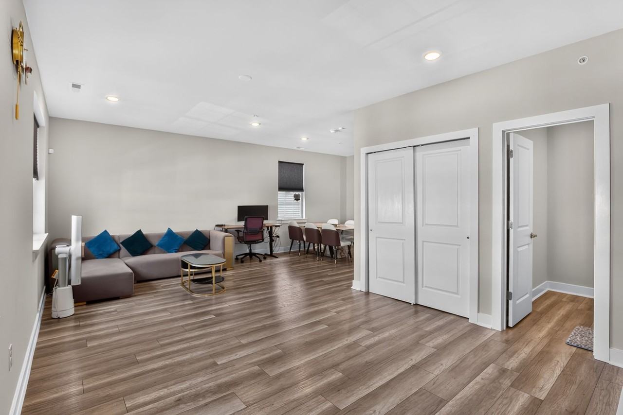 106B King St - Photo 7 of 34