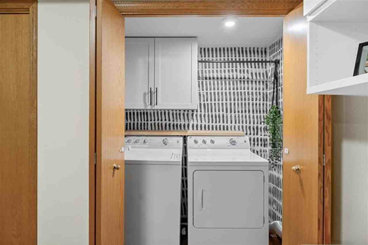 216 Camden Rd - Photo 7 of 30