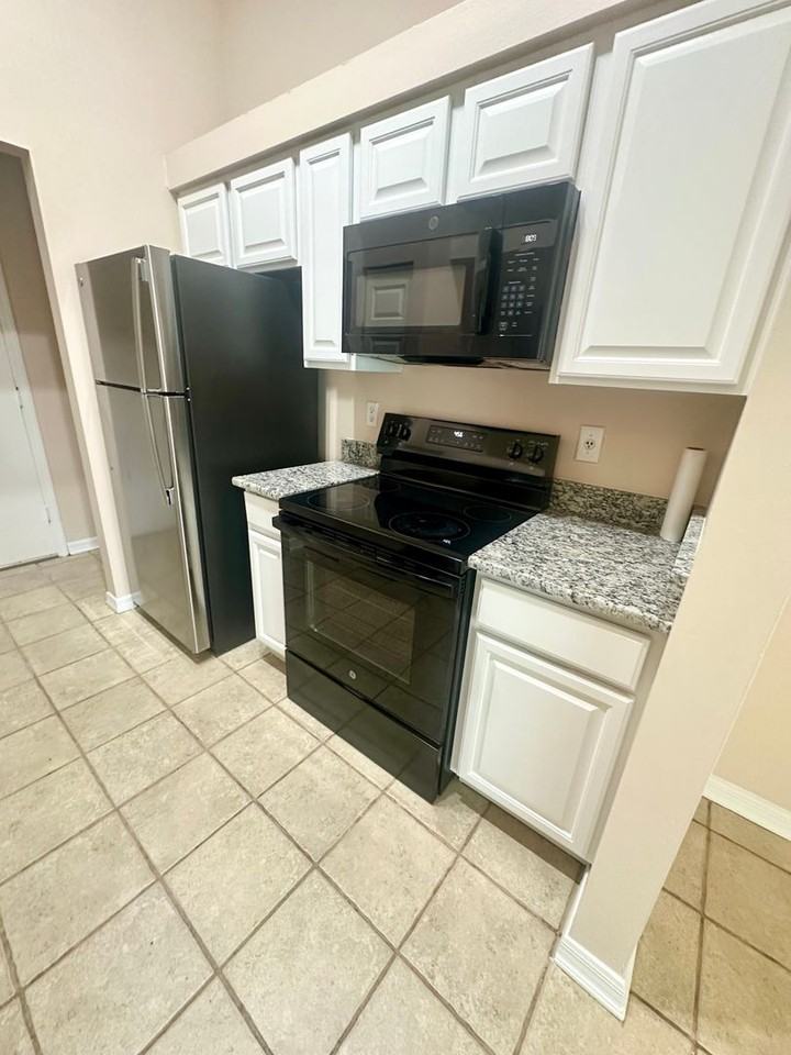 346 N Cervidae Dr - Photo 4 of 13