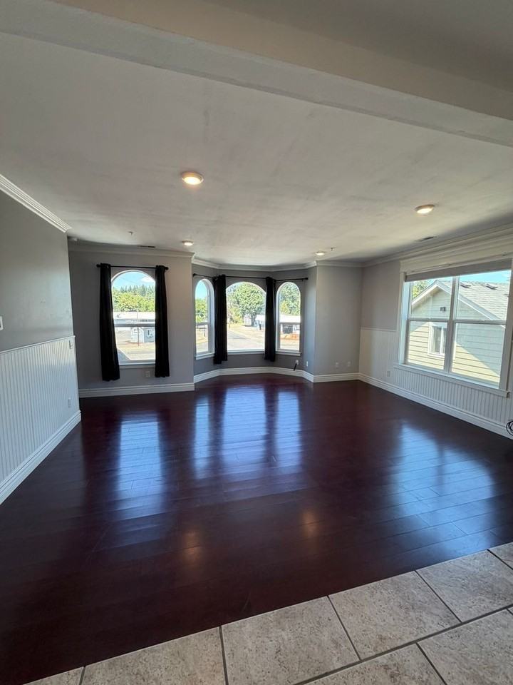 103 W Bishop Way - Photo 6 of 36