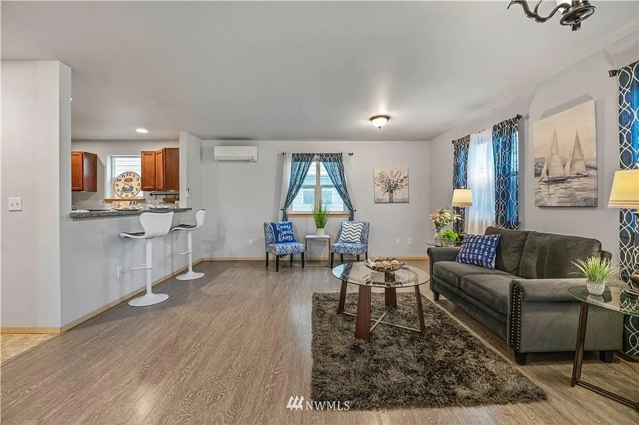 1017 W Main St #C101 - Photo 5 of 29