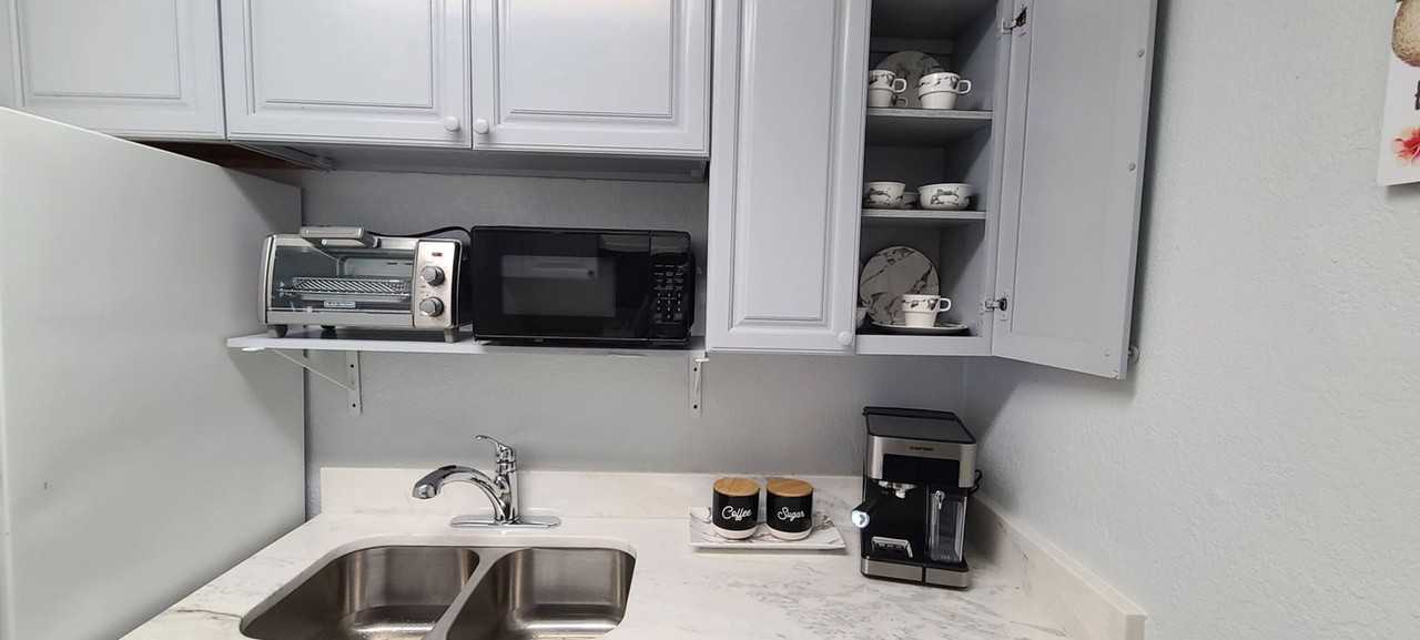 13832 Orange Sunset Dr