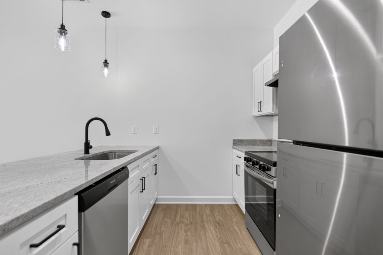 922 Booker St - Photo 2 of 16