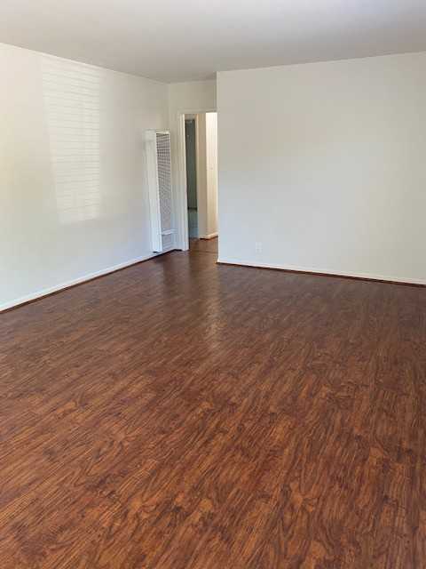1758 Hester Avenue - Photo 4 of 17