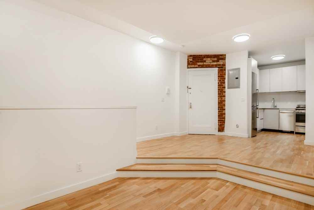 1500 Carroll Street - Photo 4 of 9