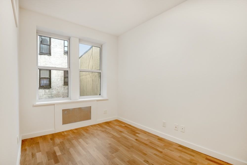 1500 Carroll Street - Photo 5 of 9