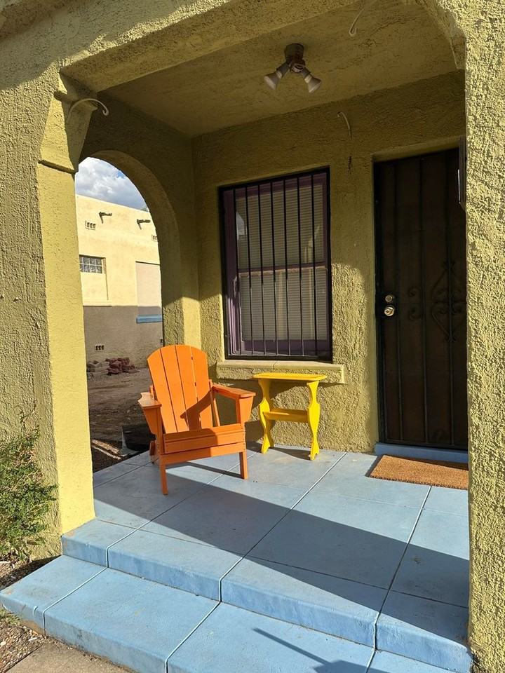 317 N Santa Rita Ave - Photo 4 of 22
