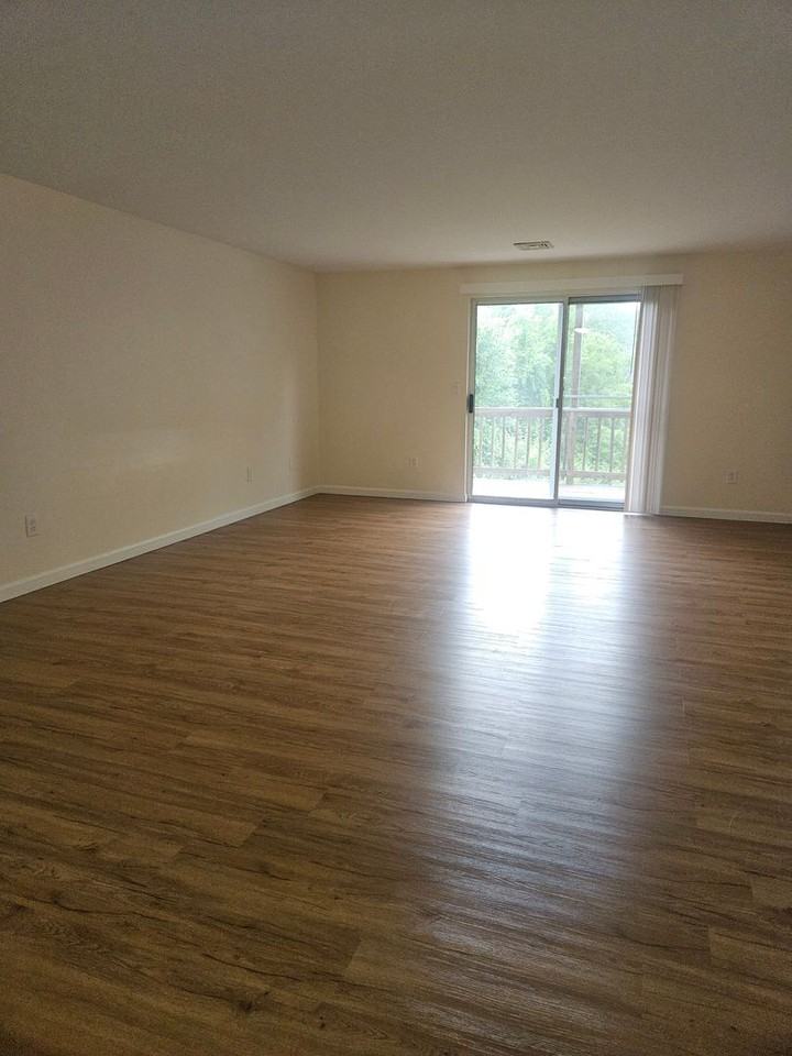 Clearview Apartments - Photo 2 of 8