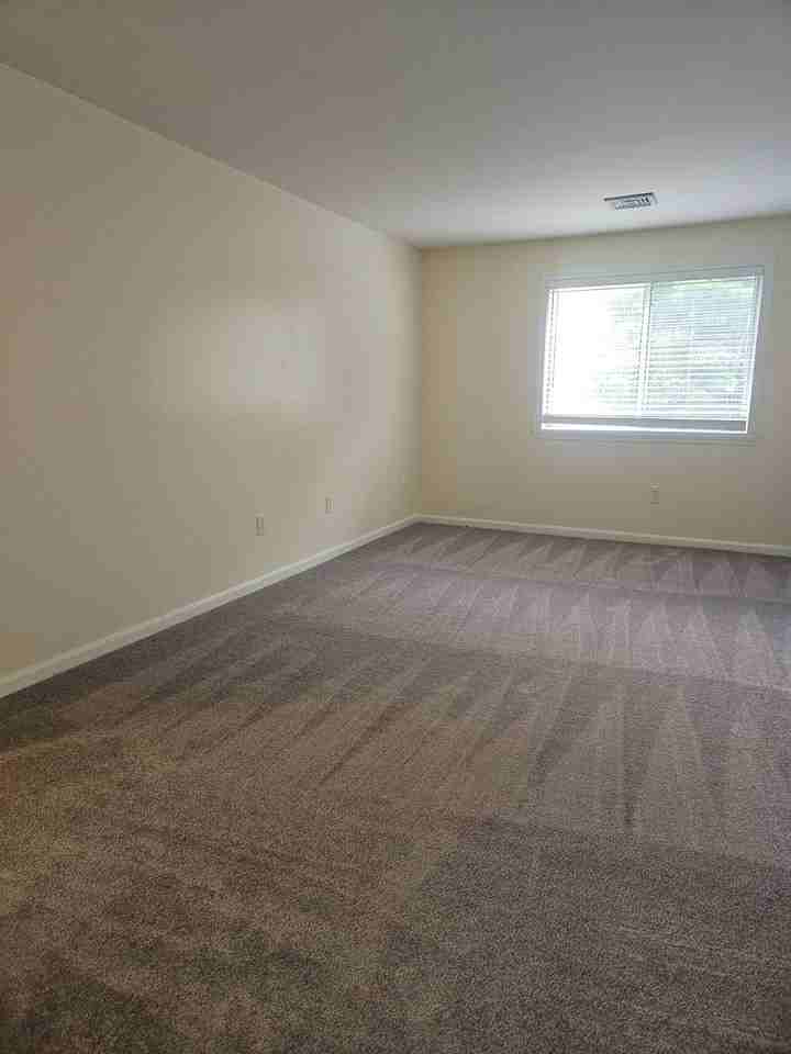 Clearview Apartments - Photo 4 of 8