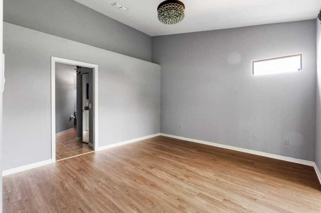 5336 Edgewater Way - Photo 2 of 18