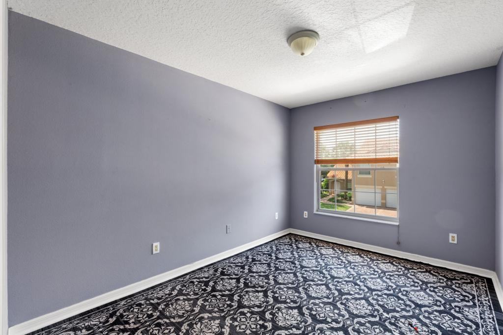 5336 Edgewater Way - Photo 6 of 18