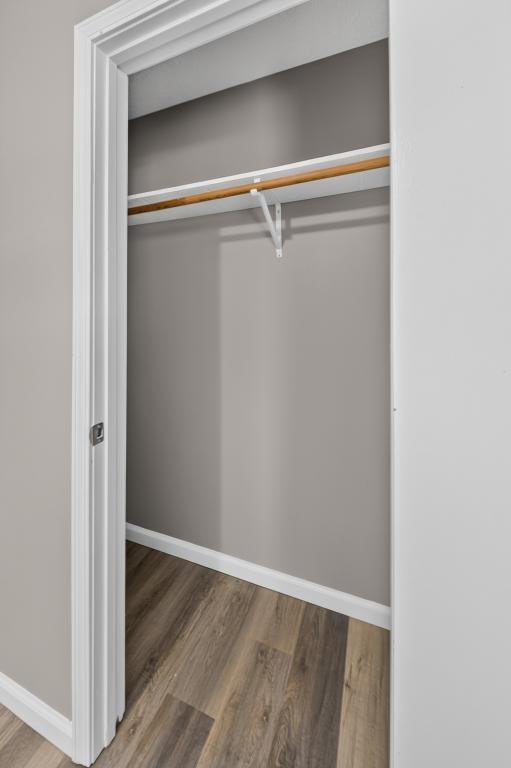 3242 Old Hartford Rd Apt 12 - Photo 4 of 17