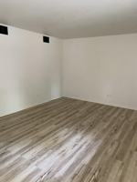 featured image of 728 Renshaw Ave Apt 11