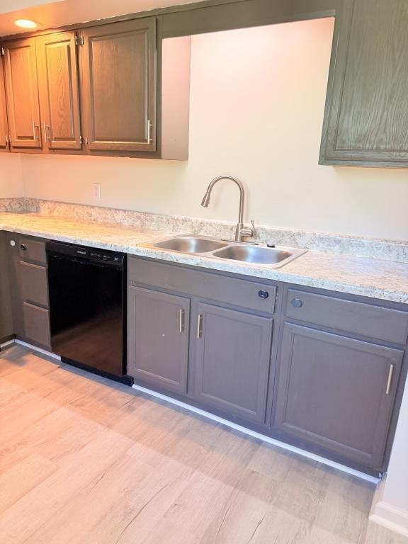 104 Brown Ct - Photo 5 of 20