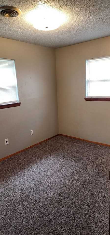 3308 Sw Salinas Dr - Photo 3 of 13