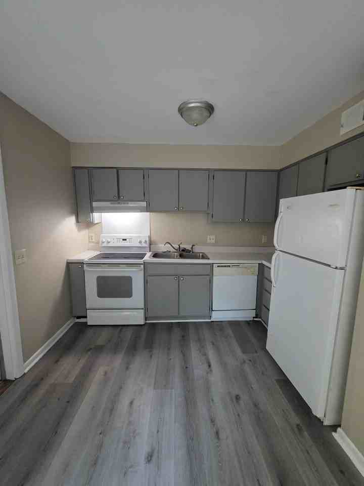 1769 Tall Pines Cir - Photo 4 of 15