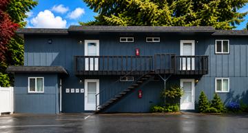 featured image of 160 King St S