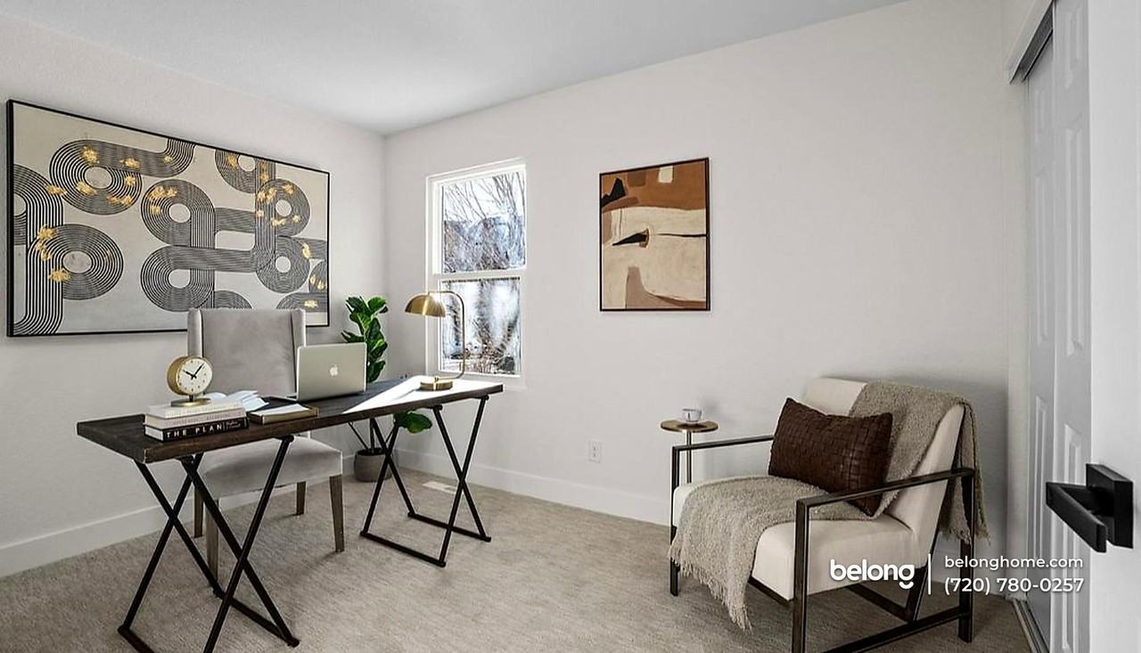 922 Park View St - Photo 7 of 10