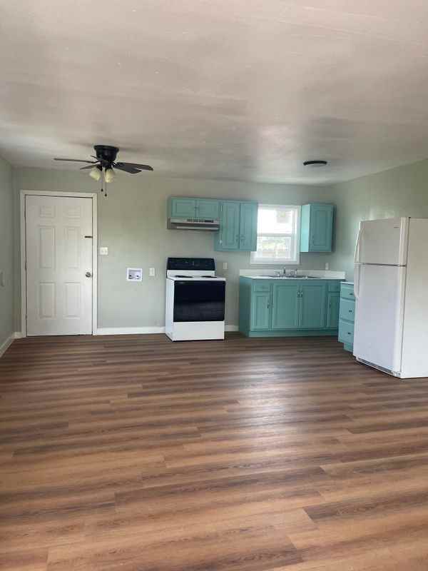 5994 Southmost Rd - Photo 3 of 9
