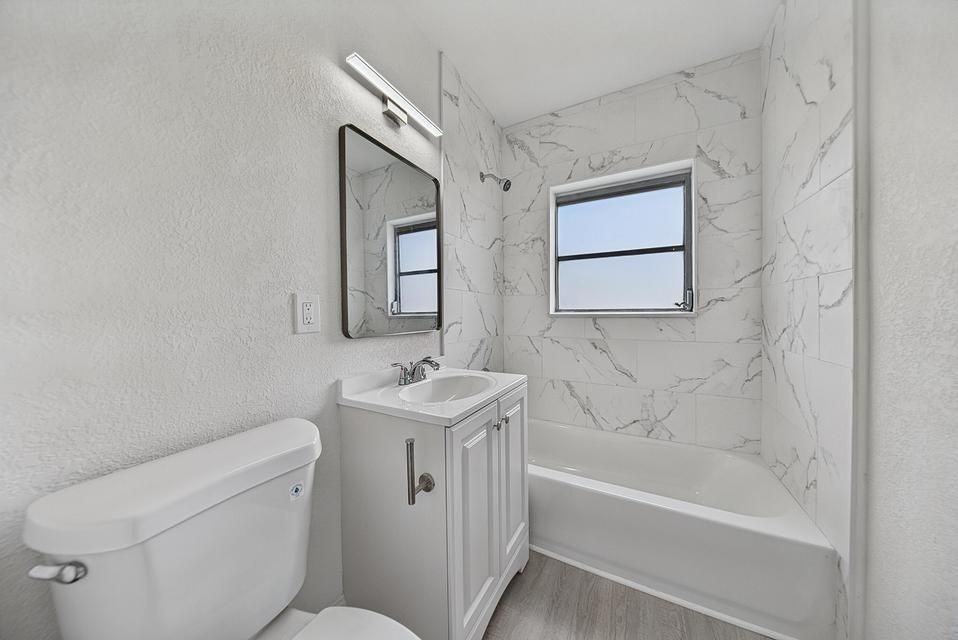 317 Sw 19th St - Photo 7 of 15
