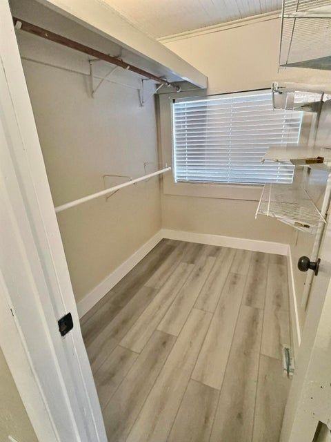 1122 Middle St ##1 4 - Photo 3 of 9