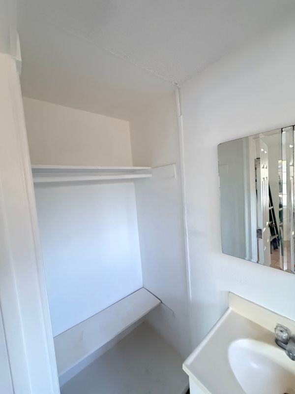 5314 N Banewell Ave - Photo 4 of 9