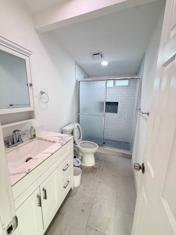 5314 N Banewell Ave - Photo 7 of 9