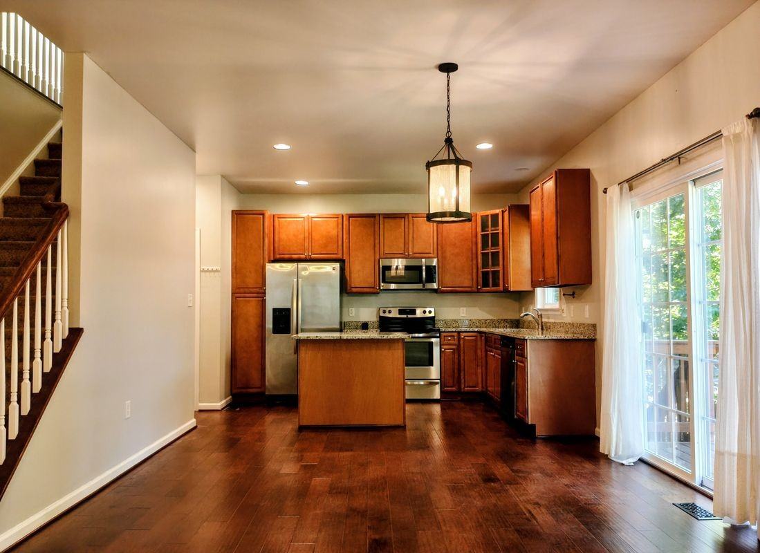 2913 Lakeview Pkwy - Photo 5 of 26