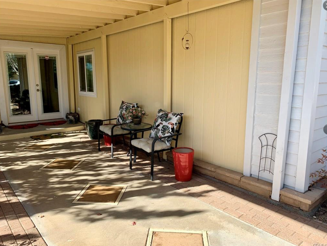 5 Hummingbird Ct - Photo 3 of 3