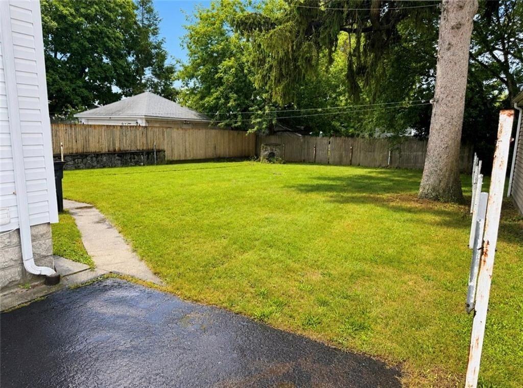 231 Orchard St - Photo 3 of 18